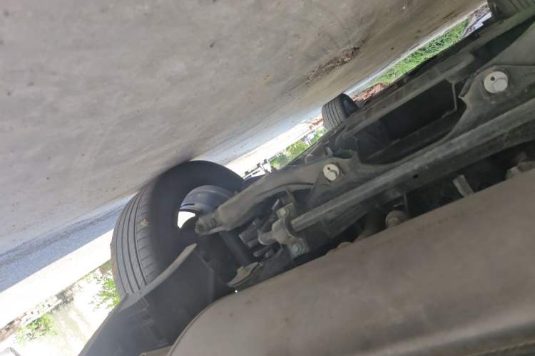 Used BYD Song L DM-i 2024 112 km Beyond Edition Chassis Front Right