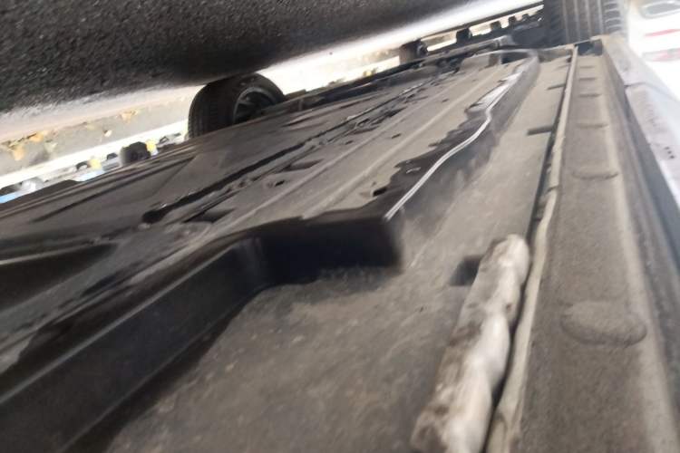 Used BYD Song L DM-i 2024 160 km Excellence Version Chassis Rear Left