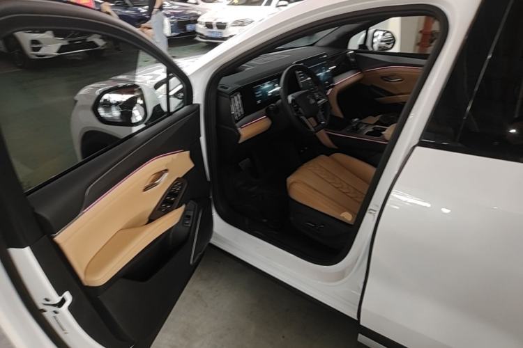 Used BYD Song L DM-i 2024 160 km Excellence Version Driver Seat