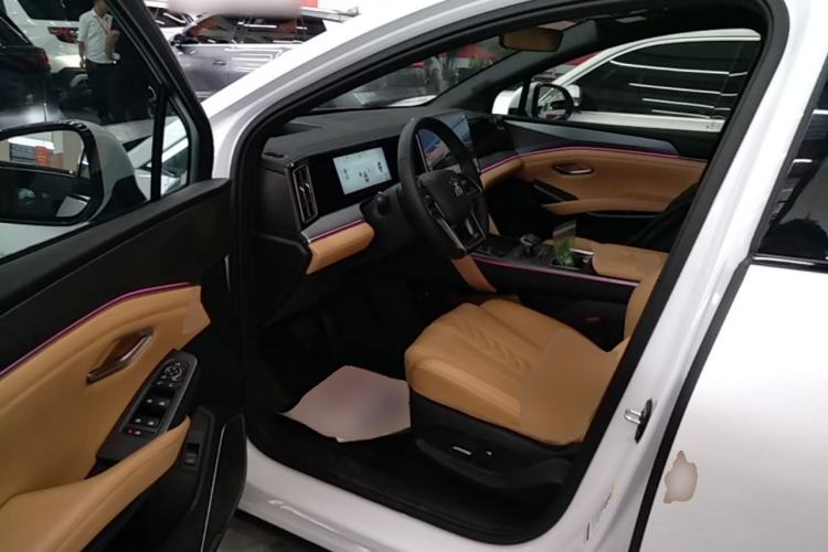 Used BYD Song L DM-i 2024 160 km Excellence Version Driver Seat
