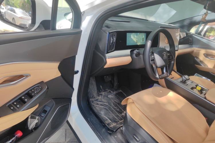 Used BYD Song L DM-i 2024 160km Beyond Edition Driver Seat
