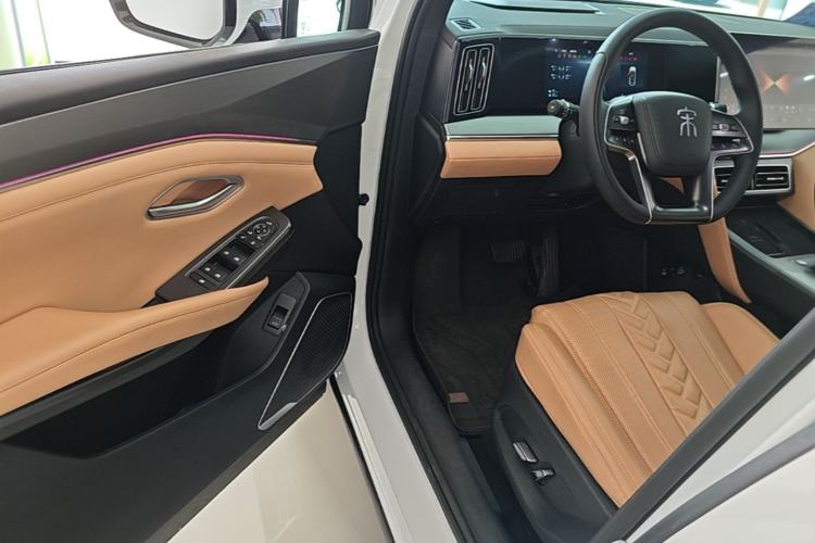 Used BYD Song L DM-i 2024 112 km Beyond Edition Driver Seat
