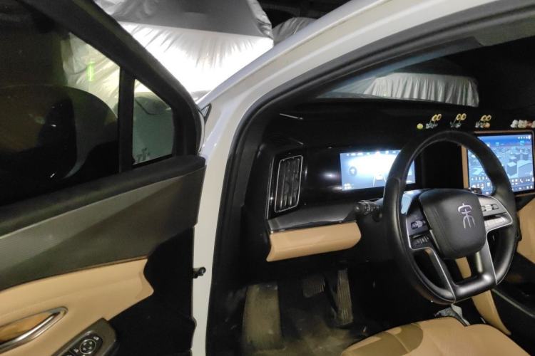 Used BYD Song L DM-i 2024 112 km Leading Edition Driver Seat
