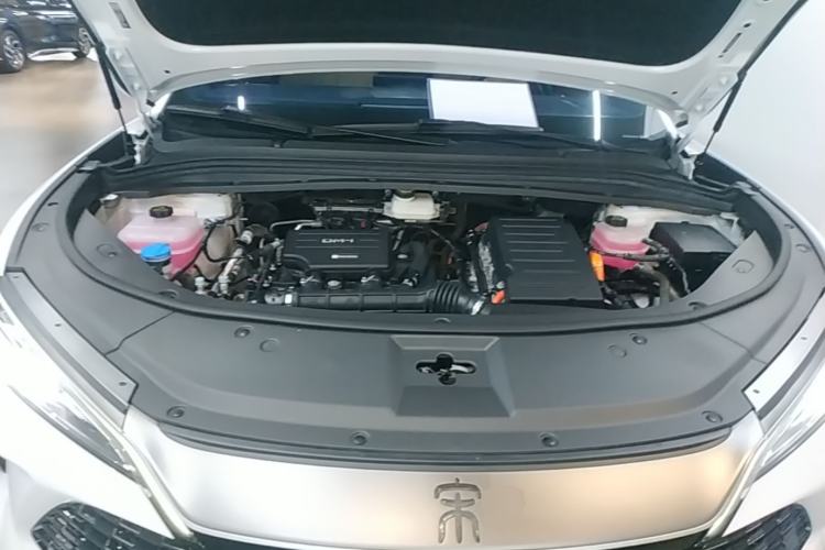 Used BYD Song L DM-i 2024 112 km Beyond Edition Engine Bay