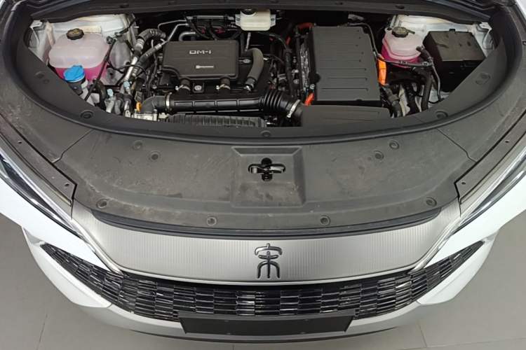 Used BYD Song L DM-i 2024 112 km Beyond Edition Engine Bay