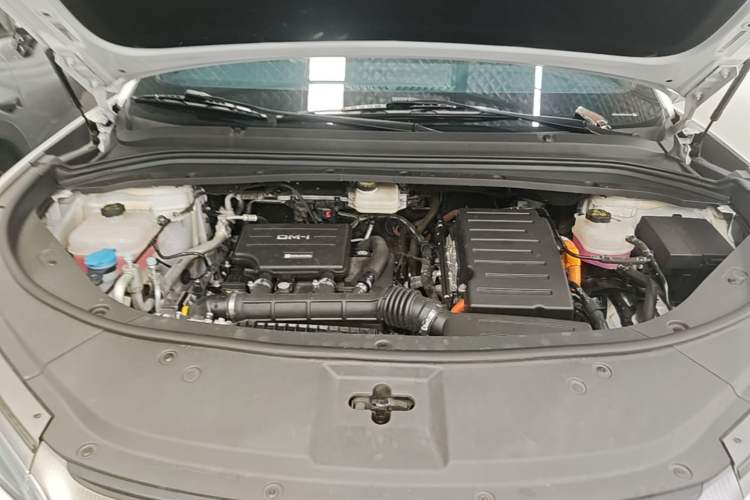 Used BYD Song L DM-i 2024 160km Beyond Edition Engine Bay