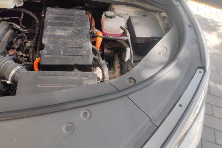Used BYD Song L DM-i 2024 160km Beyond Edition Engine Bay Left