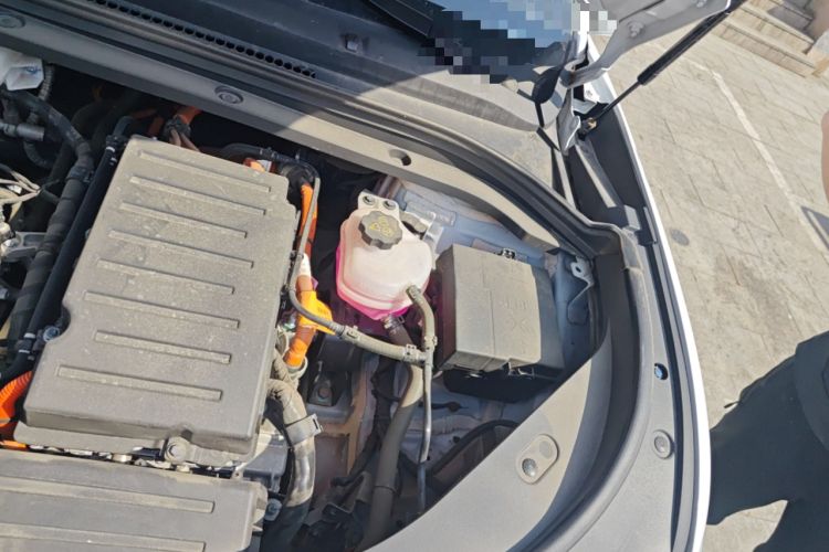 Used BYD Song L DM-i 2024 112 km Beyond Edition Engine Bay Left