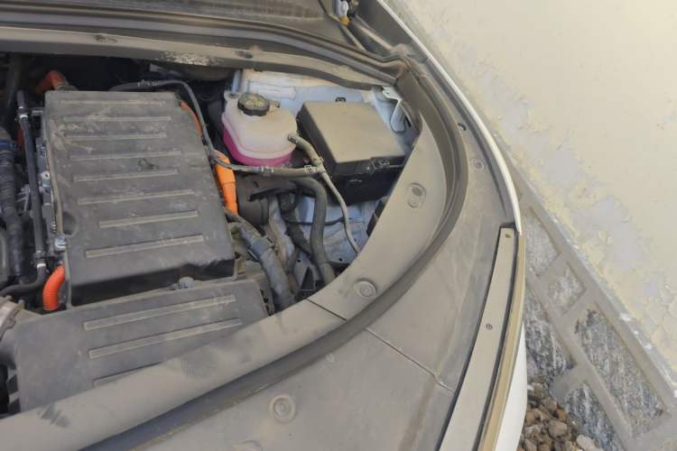 Used BYD Song L DM-i 2024 112 km Beyond Edition Engine Bay Left