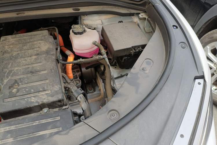 Used BYD Song L DM-i 2024 112 km Beyond Edition Engine Bay Left