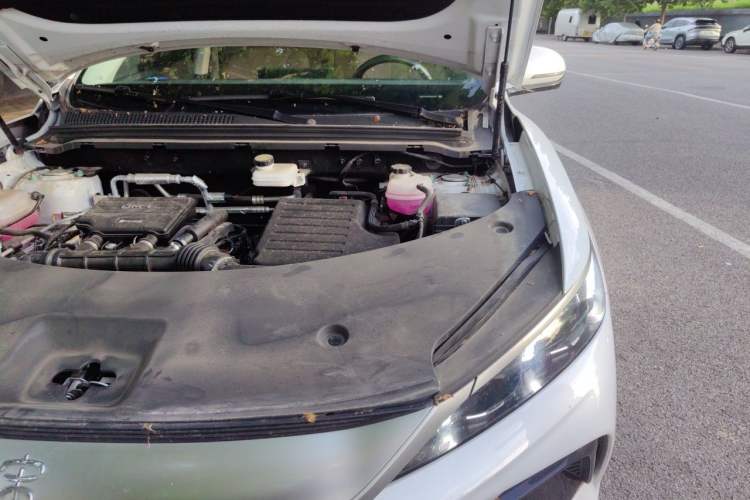 Used BYD Song L DM-i 2024 112 km Beyond Edition Engine Bay Left