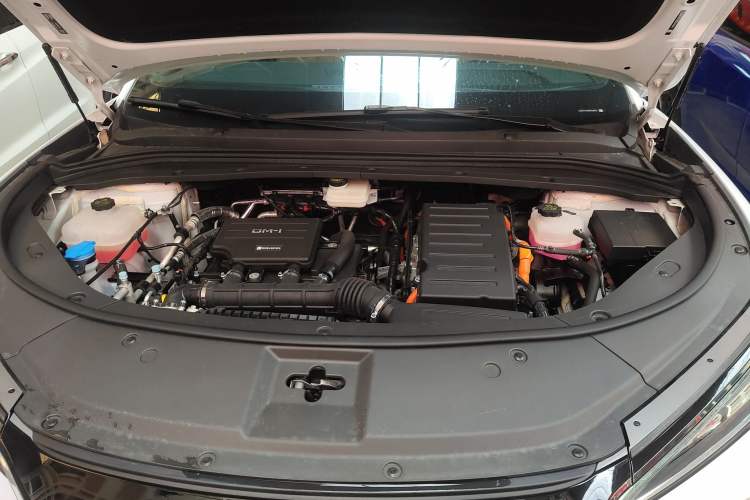 Used BYD Song L DM-i 2024 112 km Beyond Edition Engine Bay