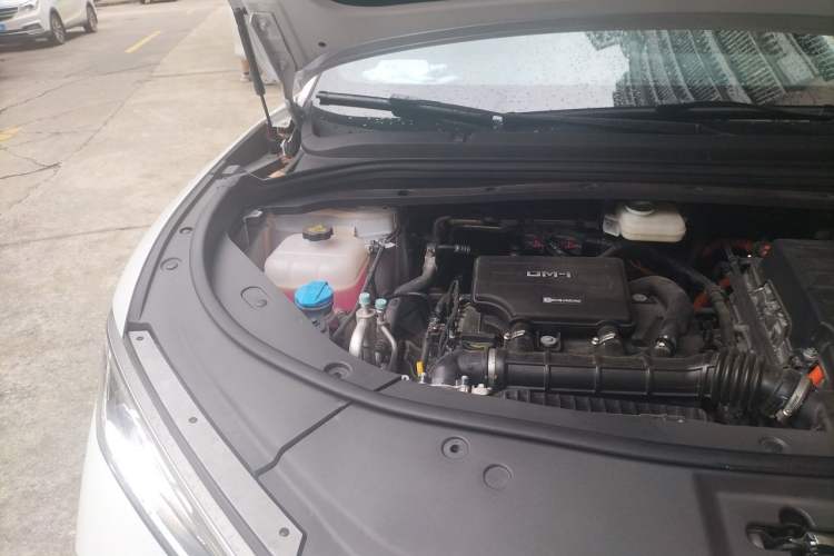 Used BYD Song L DM-i 2024 160 km Excellence Version Engine Bay Right