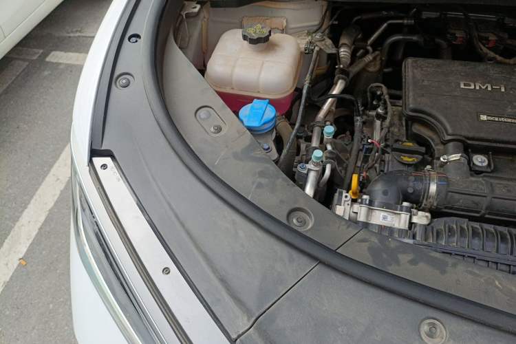 Used BYD Song L DM-i 2024 112 km Beyond Edition Engine Bay Right