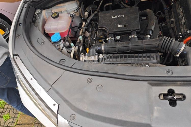 Used BYD Song L DM-i 2024 112 km Leading Edition Engine Bay Right
