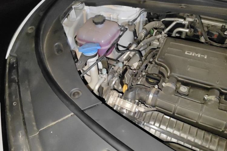 Used BYD Song L DM-i 2024 112 km Leading Edition Engine Bay Right