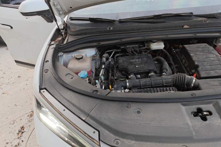 Used BYD Song L DM-i 2024 112 km Beyond Edition Engine Bay Right