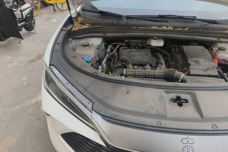 Used BYD Song L DM-i 2024 112 km Beyond Edition Engine Bay Right