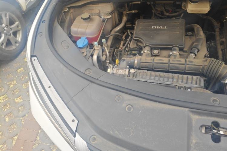 Used BYD Song L DM-i 2024 160 km Excellence Version Engine Bay Right