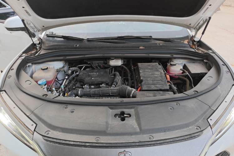 Used BYD Song L DM-i 2024 112 km Beyond Edition Engine Bay