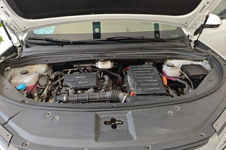 Used BYD Song L DM-i 2024 112 km Beyond Edition Engine Bay
