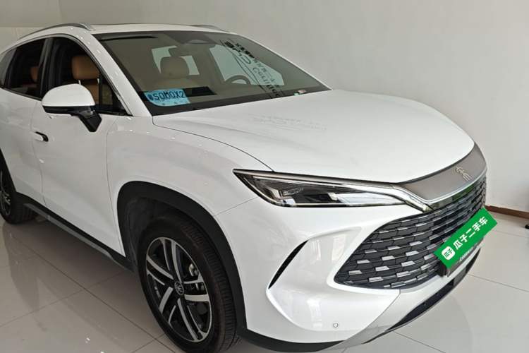Used BYD Song L DM-i 2024 112 km Beyond Edition Exterior 1