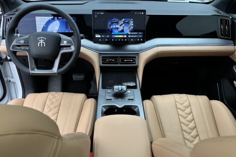 Used BYD Song L DM-i 2024 112 km Beyond Edition Exterior 10