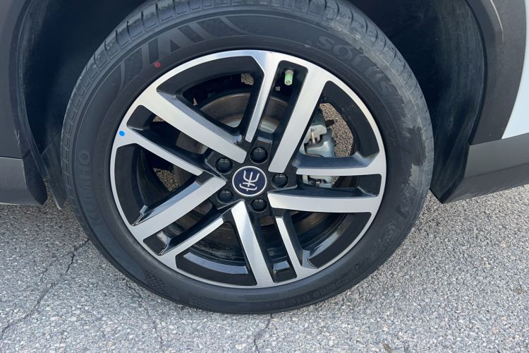 Used BYD Song L DM-i 2024 112 km Leading Edition Exterior 4