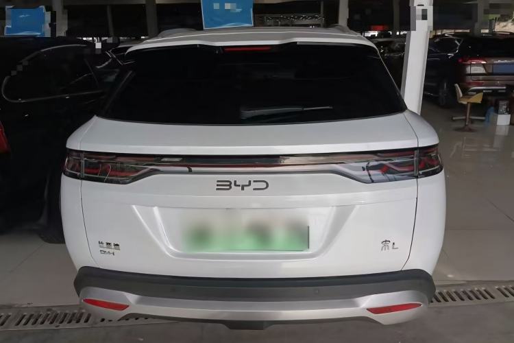 Used BYD Song L DM-i 2024 112 km Beyond Edition Exterior 4