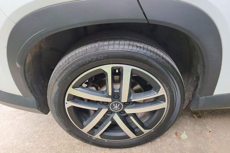 Used BYD Song L DM-i 2024 112 km Beyond Edition Exterior 5