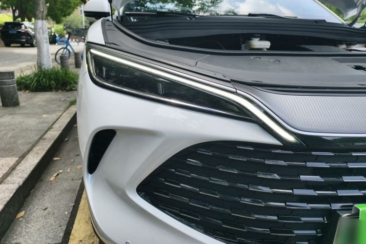 Used BYD Song L DM-i 2024 112 km Beyond Edition Exterior 6