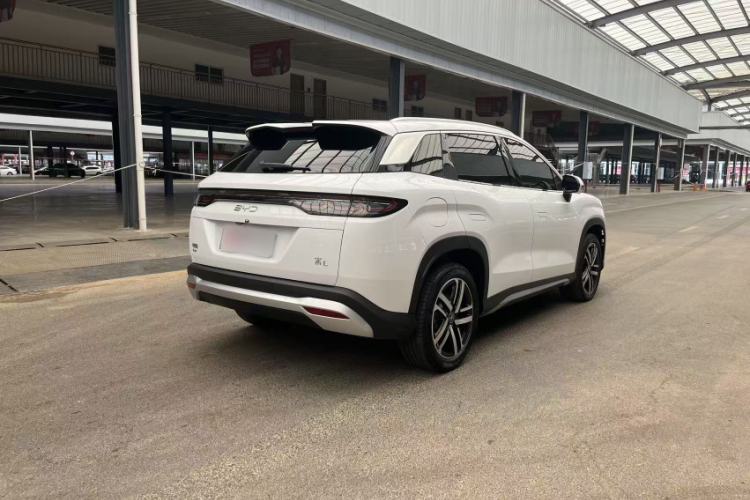 Used BYD Song L DM-i 2024 112 km Beyond Edition Exterior 7