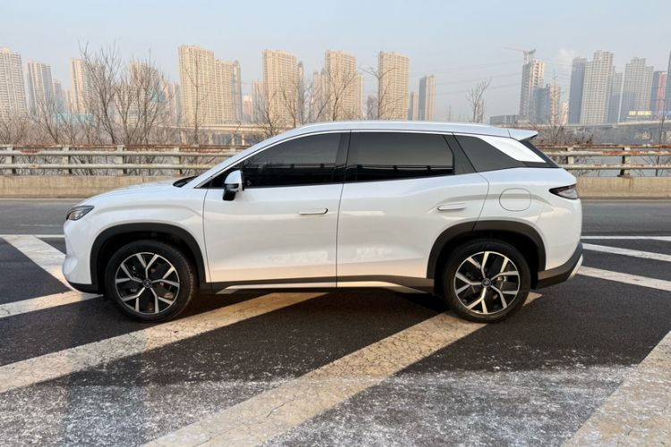 Used BYD Song L DM-i 2024 160km Beyond Edition Exterior 7