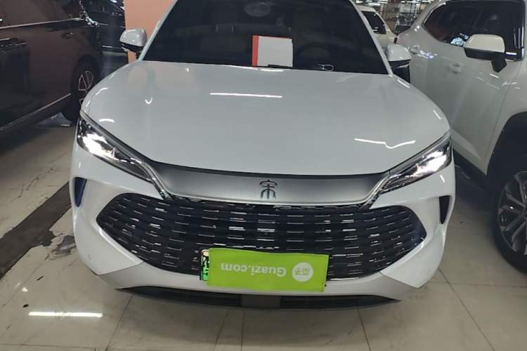Used BYD Song L DM-i 2024 112 km Beyond Edition Front