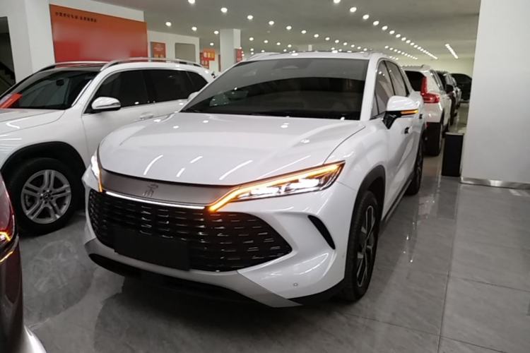 Used BYD Song L DM-i 2024 160 km Excellence Version Front