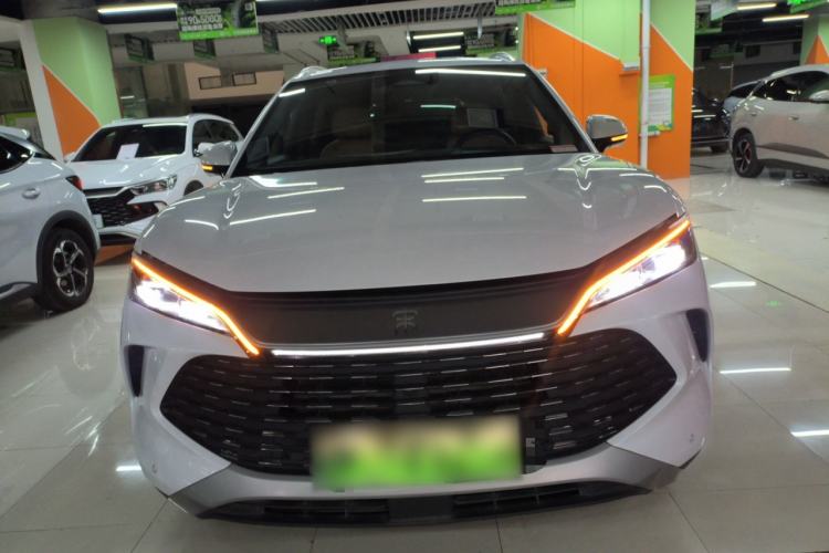 Used BYD Song L DM-i 2024 160 km Excellence Version Front
