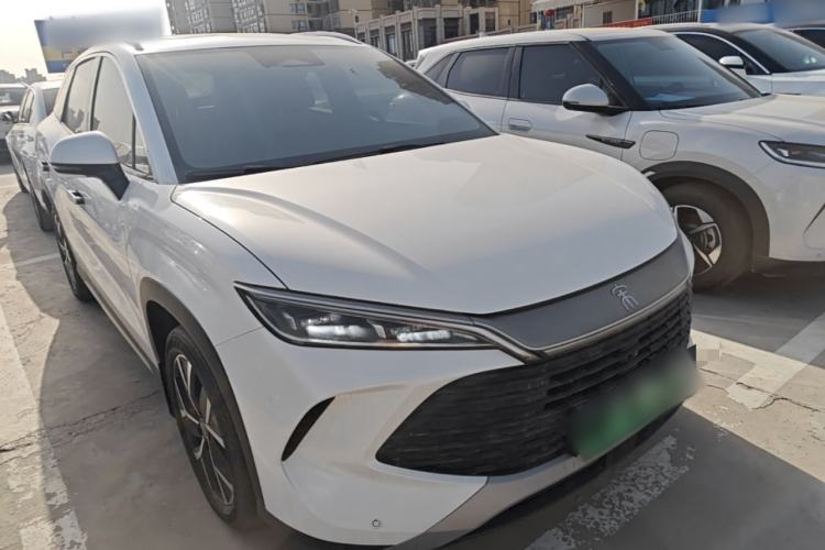 Used BYD Song L DM-i 2024 160km Beyond Edition Front Right 45 Deg