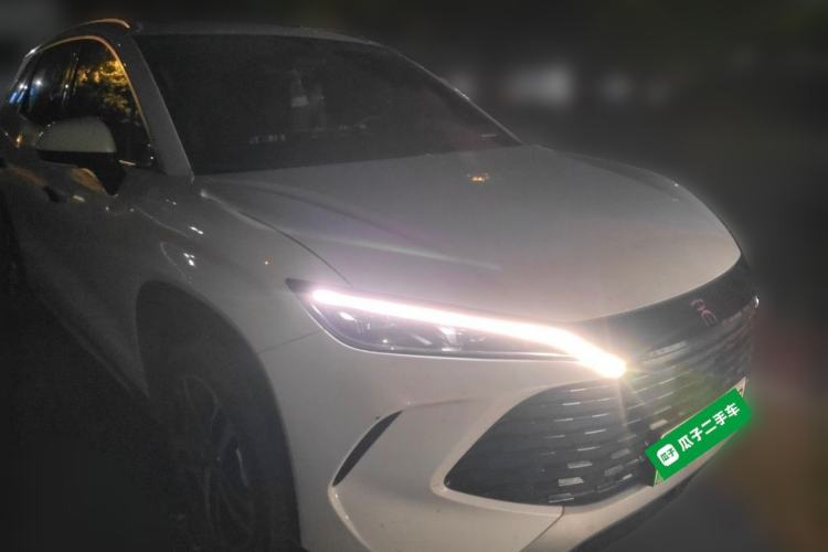 Used BYD Song L DM-i 2024 112 km Leading Edition Front Right 45 Deg