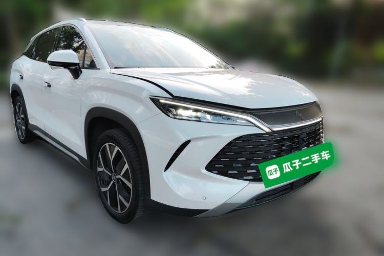 Used BYD Song L DM-i 2024 160km Beyond Edition Front Right 45 Deg