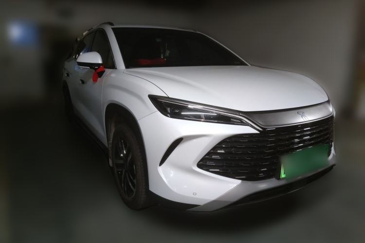 Used BYD Song L DM-i 2024 112 km Leading Edition Front Right 45 Deg