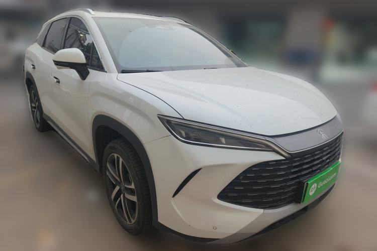 Used BYD Song L DM-i 2024 112 km Beyond Edition Front Right 45 Deg