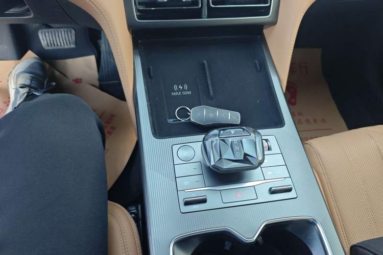 Used BYD Song L DM-i 2024 160km Beyond Edition Gear Lever