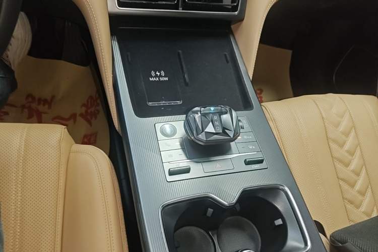 Used BYD Song L DM-i 2024 160km Beyond Edition Gear Lever