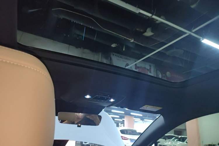 Used BYD Song L DM-i 2024 112 km Beyond Edition Headliner
