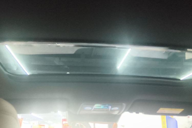 Used BYD Song L DM-i 2024 160 km Excellence Version Headliner