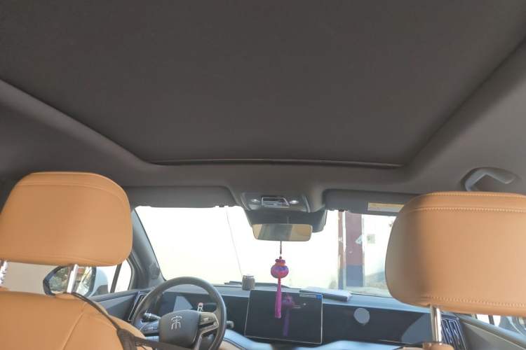 Used BYD Song L DM-i 2024 112 km Beyond Edition Headliner