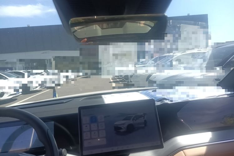 Used BYD Song L DM-i 2024 112 km Beyond Edition Headliner