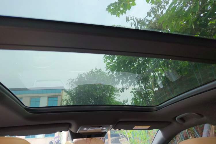 Used BYD Song L DM-i 2024 112 km Beyond Edition Headliner