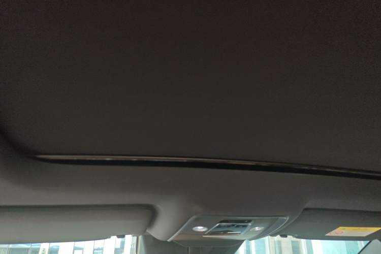 Used BYD Song L DM-i 2024 112 km Beyond Edition Headliner