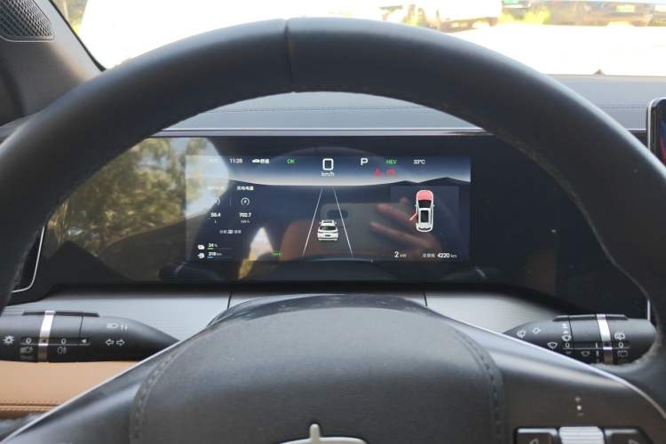 Used BYD Song L DM-i 2024 112 km Leading Edition Instrument Cluster